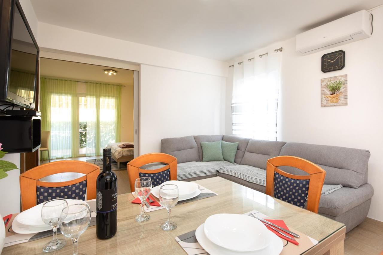 Adria-Holiday House With A Private Pool In Krk Kornić Exterior foto